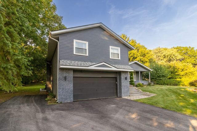6808 Laurel Cherry Drive, Rockford, IL 61108