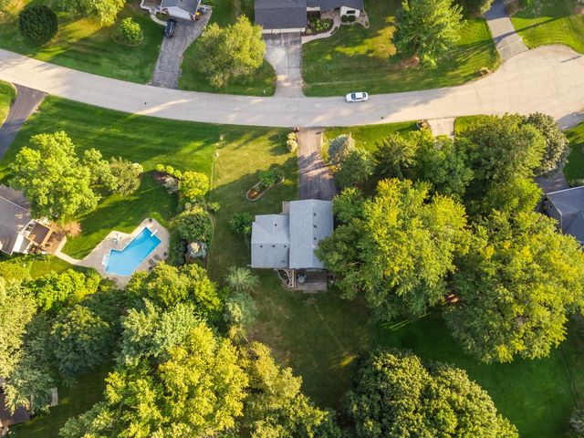 6808 Laurel Cherry Drive, Rockford, IL 61108