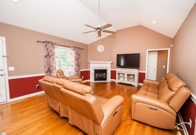 113 Brooke Lee Circle, Taylors, SC 29687