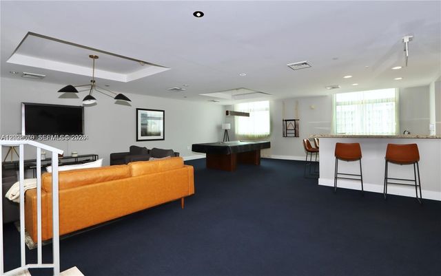 140 S Dixie Hwy 433, Hollywood, FL 33020