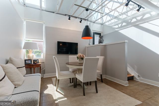 1295 E Broad Street, Athens, GA 30601