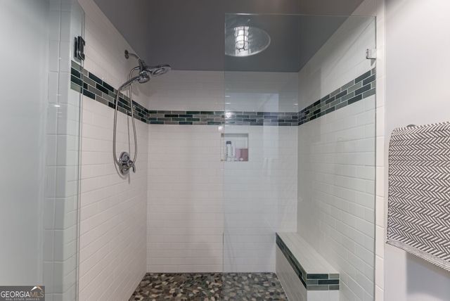 1295 E Broad Street, Athens, GA 30601