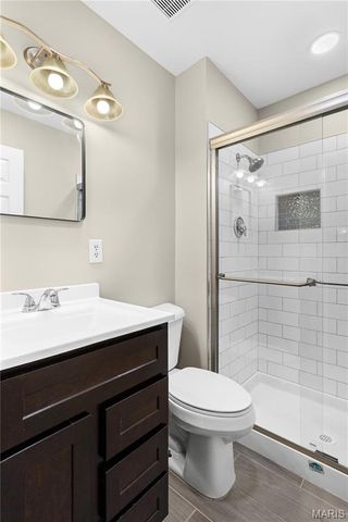 1411 Sherwood Forest Drive, Florissant, MO 63031
