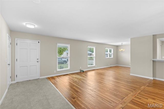 1411 Sherwood Forest Drive, Florissant, MO 63031