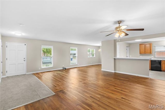 1411 Sherwood Forest Drive, Florissant, MO 63031
