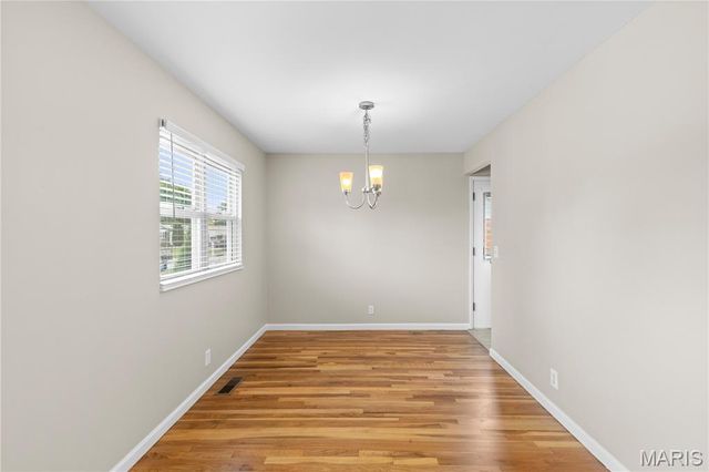 1411 Sherwood Forest Drive, Florissant, MO 63031