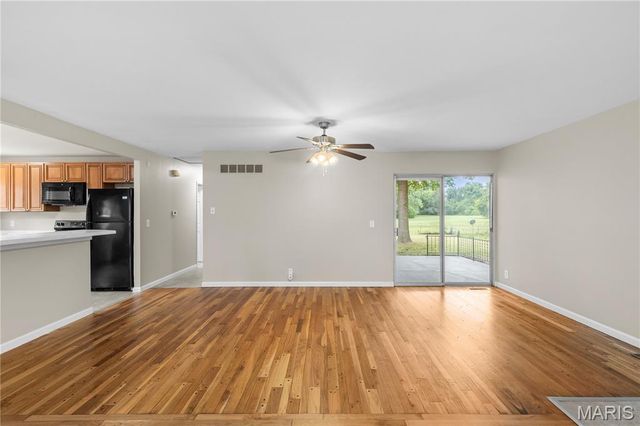 1411 Sherwood Forest Drive, Florissant, MO 63031