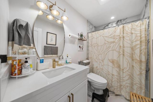 3975 Apore St, La Mesa, CA 91941