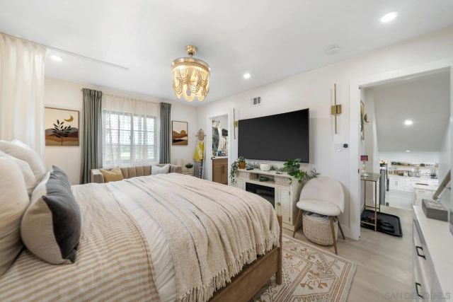 3975 Apore St, La Mesa, CA 91941