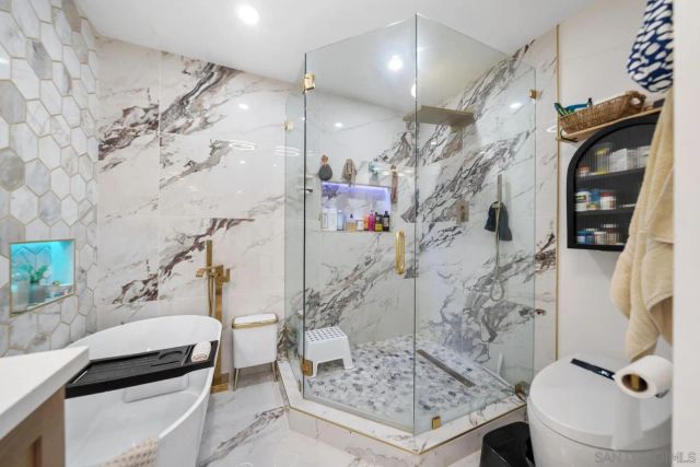 3975 Apore St, La Mesa, CA 91941