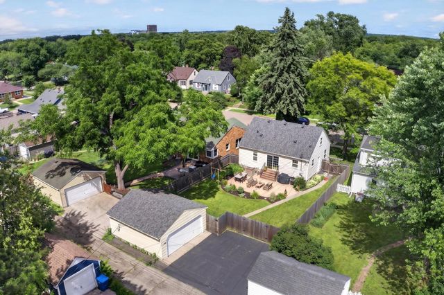4247 Zenith Avenue N, Robbinsdale, MN 55422