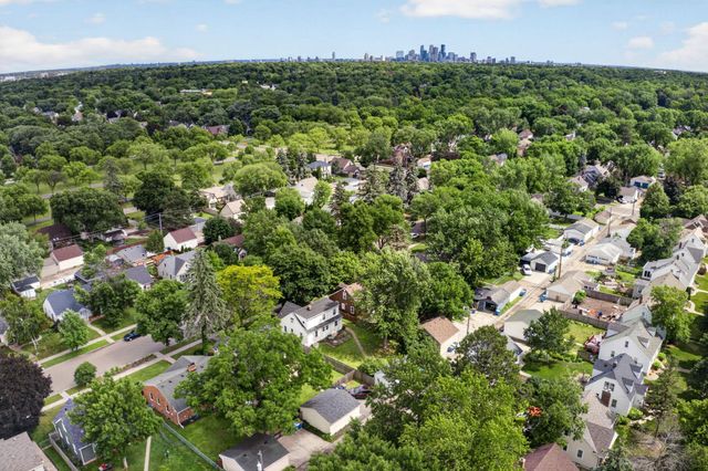 4247 Zenith Avenue N, Robbinsdale, MN 55422