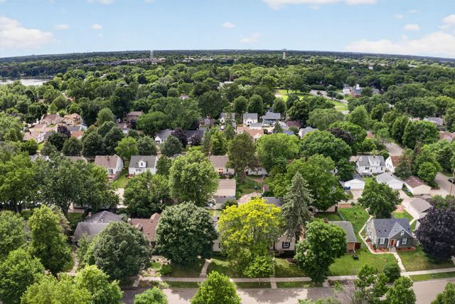 4247 Zenith Avenue N, Robbinsdale, MN 55422