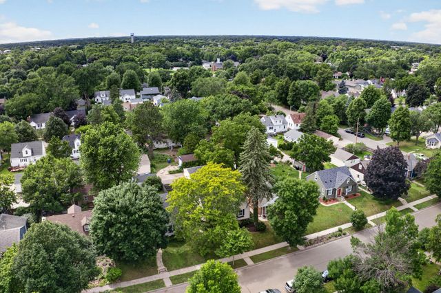 4247 Zenith Avenue N, Robbinsdale, MN 55422