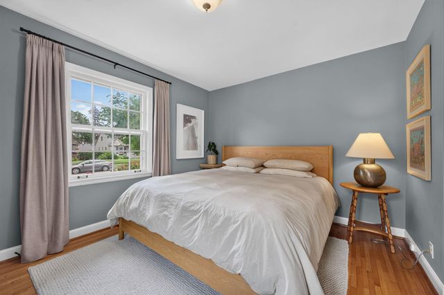 4247 Zenith Avenue N, Robbinsdale, MN 55422