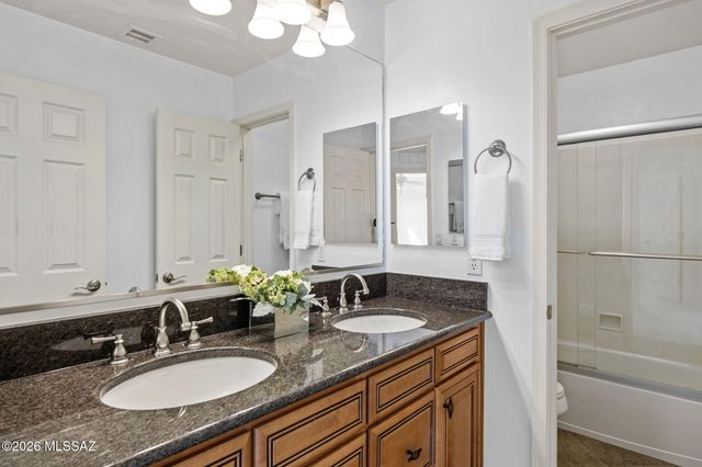 12488 N Paseo Penuela, Marana, AZ 85658
