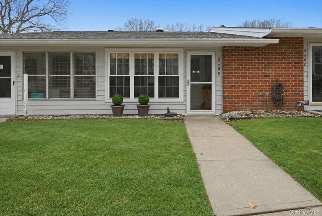 260 Newcastle Court B, Ridge, NY 11961