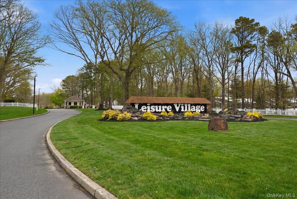 260 Newcastle Court B, Ridge, NY 11961