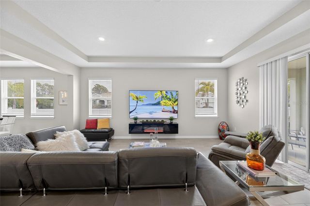 446 6TH AVENUE NW, Ruskin, FL 33570