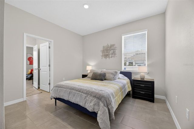 446 6TH AVENUE NW, Ruskin, FL 33570