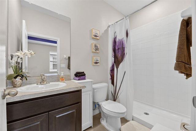 446 6TH AVENUE NW, Ruskin, FL 33570