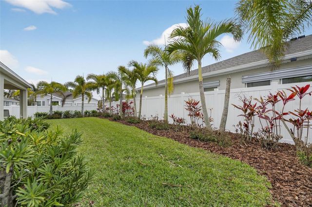 446 6TH AVENUE NW, Ruskin, FL 33570