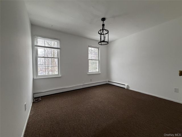 31 Upper Sheep Pasture Road, East Setauket, NY 11733