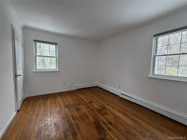 31 Upper Sheep Pasture Road, East Setauket, NY 11733