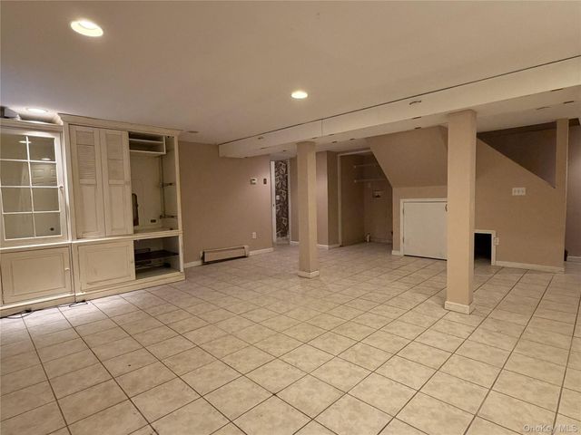 31 Upper Sheep Pasture Road, East Setauket, NY 11733