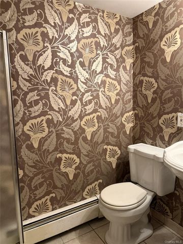 31 Upper Sheep Pasture Road, East Setauket, NY 11733