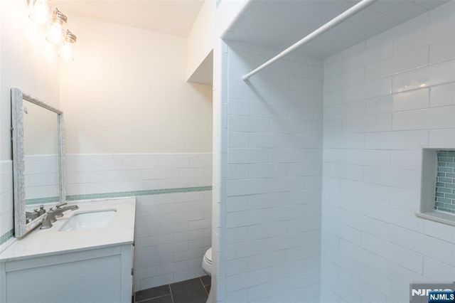 218 Riverview Avenue, North Arlington, NJ 07031