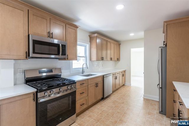 218 Riverview Avenue, North Arlington, NJ 07031