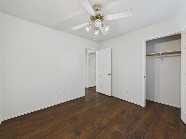 1151 Andover Drive, Pearland, TX 77584