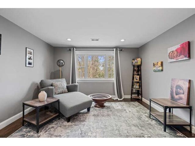 5220 S Joliet Way, Englewood, CO 80111