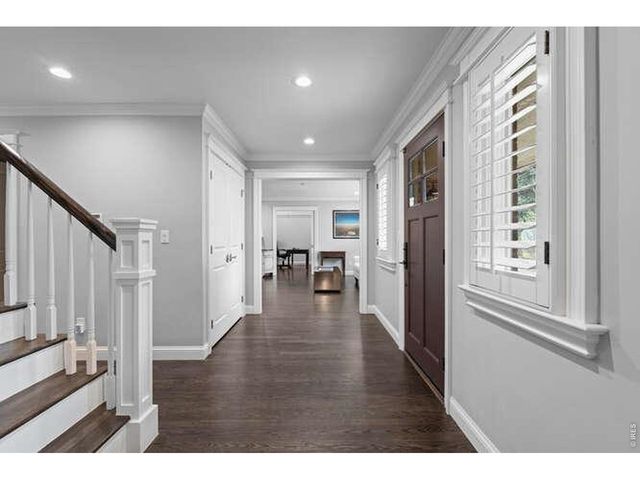 5220 S Joliet Way, Englewood, CO 80111
