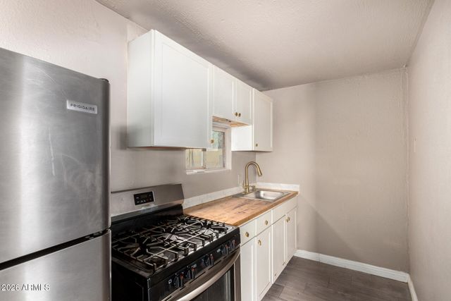 2135 W Hadley Street 3, Phoenix, AZ 85009