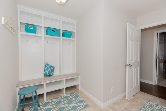 13320 Balboa Drive, Evansville, IN 47725