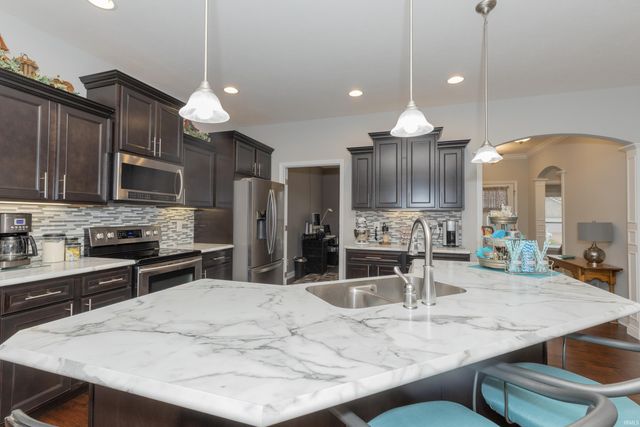 13320 Balboa Drive, Evansville, IN 47725