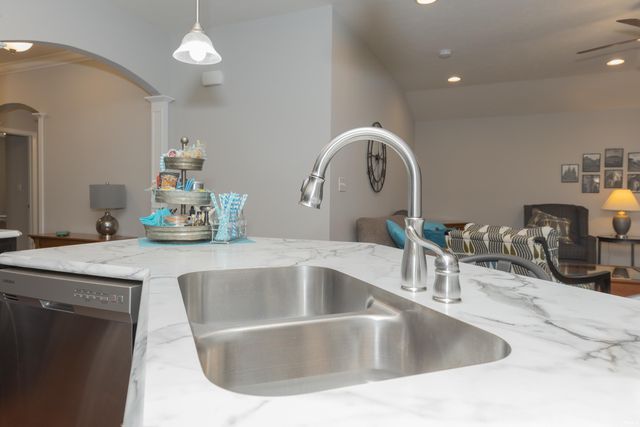 13320 Balboa Drive, Evansville, IN 47725