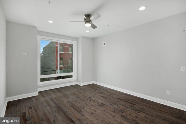 220 CECIL B MOORE AVE, Philadelphia, PA 19122