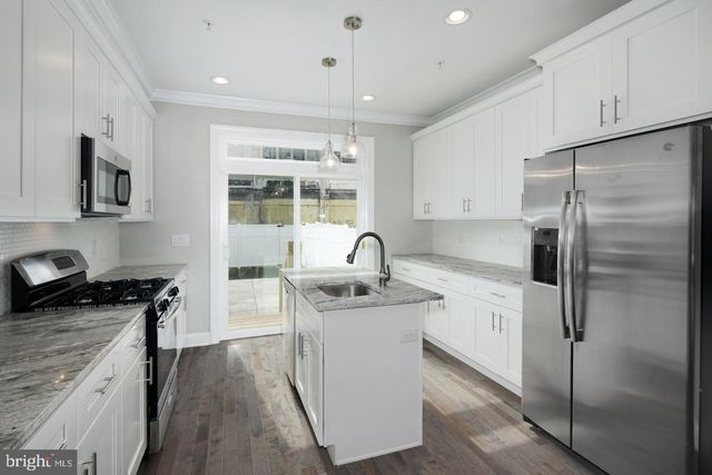 220 CECIL B MOORE AVE, Philadelphia, PA 19122