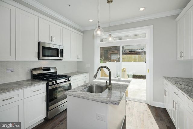 220 CECIL B MOORE AVE, Philadelphia, PA 19122