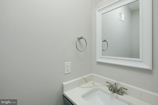 220 CECIL B MOORE AVE, Philadelphia, PA 19122