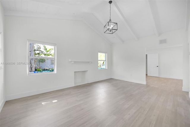 503 NW 47th St 0, Miami, FL 33127