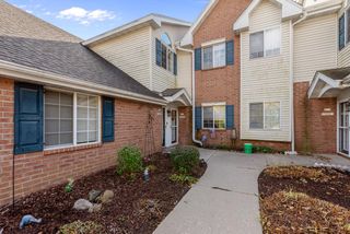 S77W19351 Lakewood DRIVE, Muskego, WI 53150