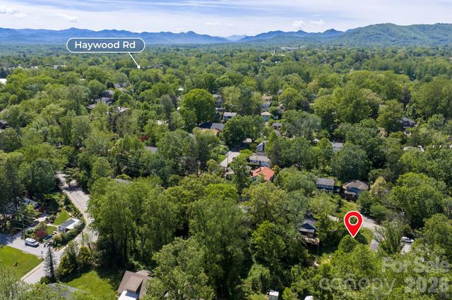 111 Dorchester Avenue, Asheville, NC 28806