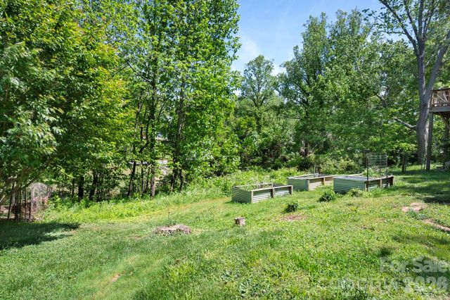 111 Dorchester Avenue, Asheville, NC 28806