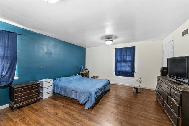 722 Connellsville Ave, Bullskin Twp, PA 15425