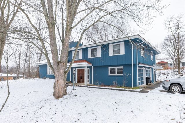 722 Connellsville Ave, Bullskin Twp, PA 15425
