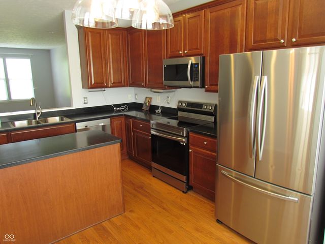 13888 Willesden Circle, Fishers, IN 46037